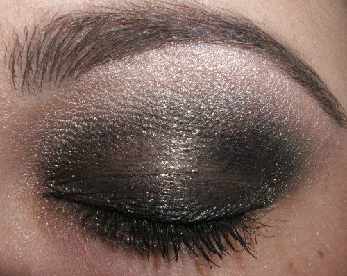 black-ore-solar-bits-look-8