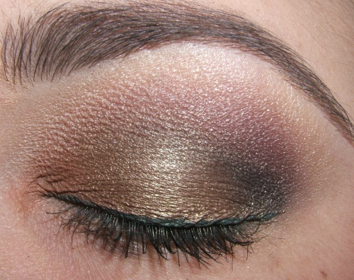 holiday-08-warm-eyes-palette-look-5
