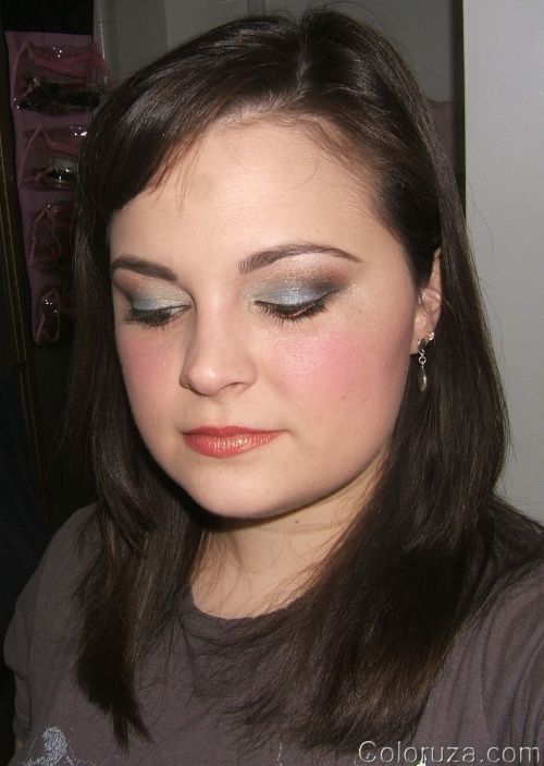 holiday-classic-eyes-palette-look-18
