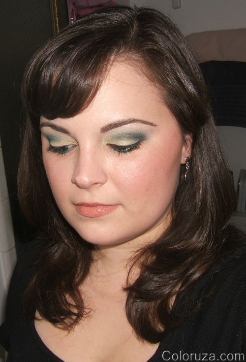 temptalia-inspired-simple-green-dark-green-look-8