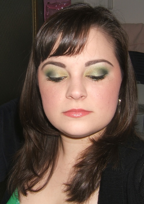 golden-green-look-15
