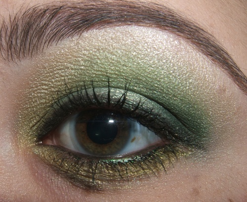 golden-green-look-3