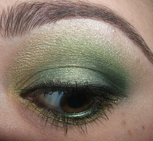 golden-green-look-5