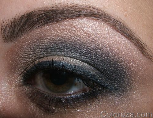 navy-lighter-shades-look-19